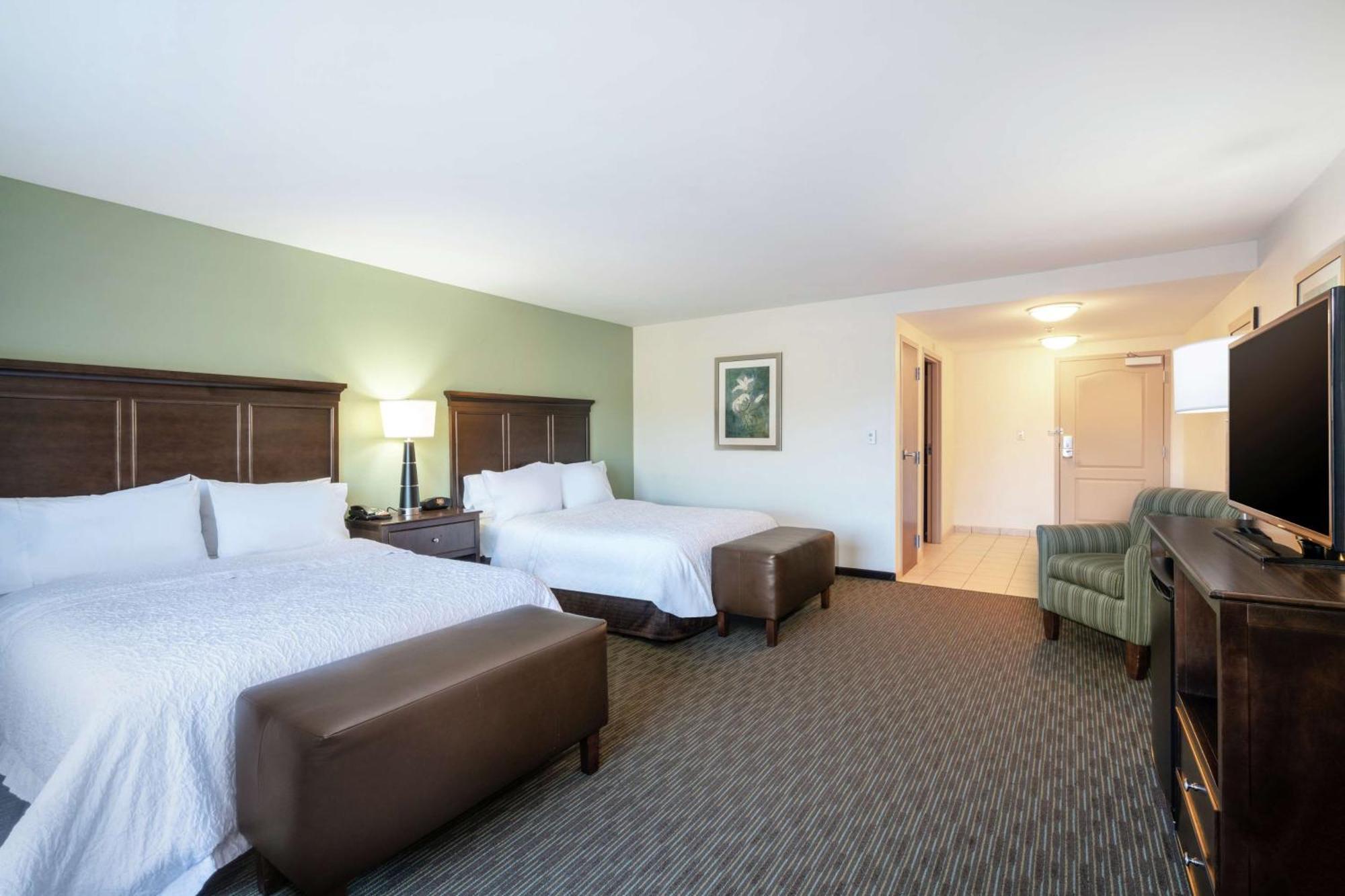 Hampton Inn University Area, Huntington, Wv מראה חיצוני תמונה